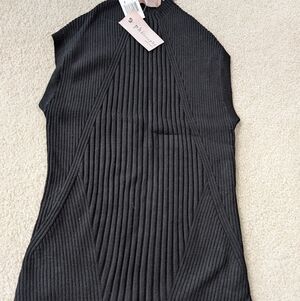 Top, sleeveless black